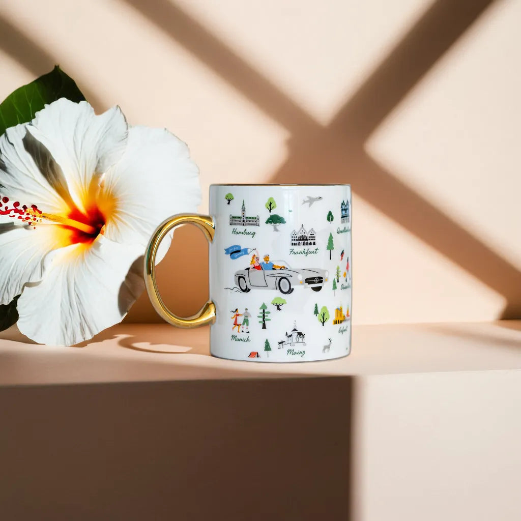 Keramiktasse mit Kartensymbolen
